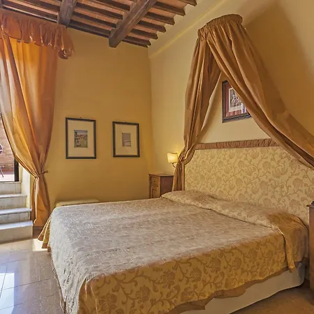 Il Chiostro Del Carmine Hotel 4*