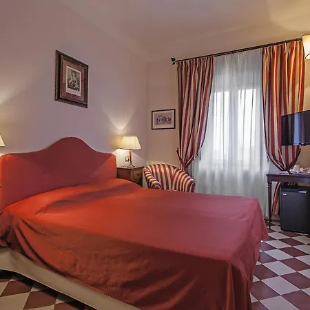 Il Chiostro Del Carmine Hotel