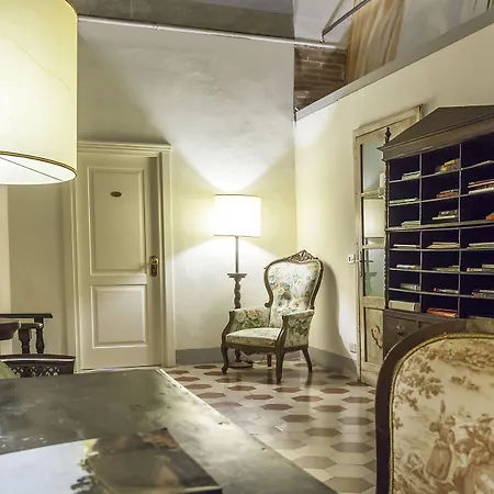 Il Chiostro Del Carmine Сієна