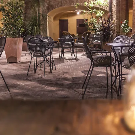 Il Chiostro Del Carmine Hotel Siena