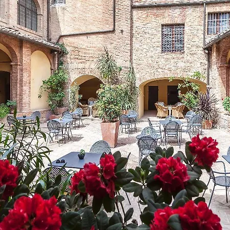 Il Chiostro Del Carmine Hotel