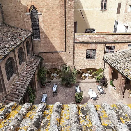Hotel Il Chiostro Del Carmine Sienne