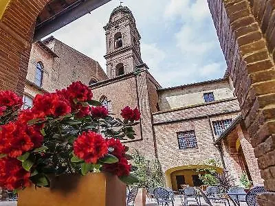 Готель Il Chiostro Del Carmine 4*