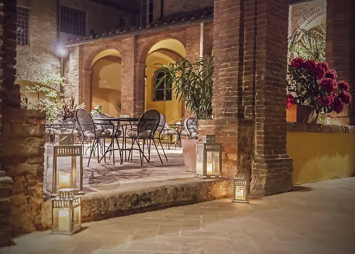 Il Chiostro Del Carmine Hotel