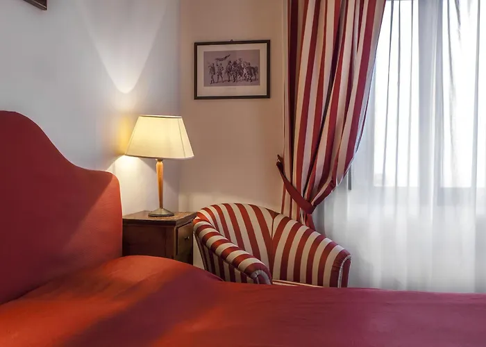 Hotel Il Chiostro Del Carmine 4*