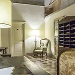 Il Chiostro Del Carmine Siena