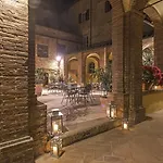 Hotel Il Chiostro Del Carmine 4*