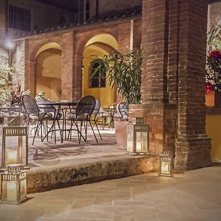 Il Chiostro Del Carmine Hotel