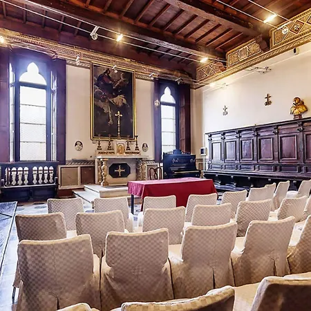 Hotel Il Chiostro Del Carmine