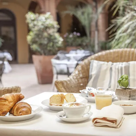 Il Chiostro Del Carmine Hotel 4*