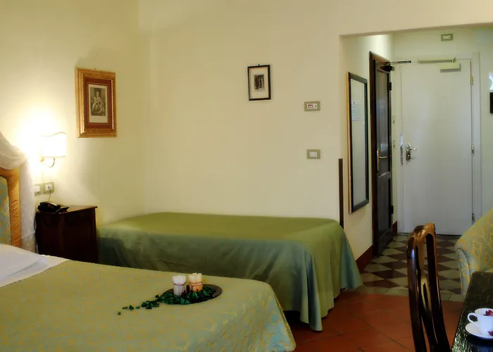 Hotel Il Chiostro Del Carmine 4*